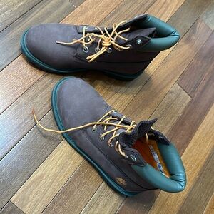Timberland boys 6” classic premium boots